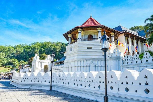 Temple of Tooth relic